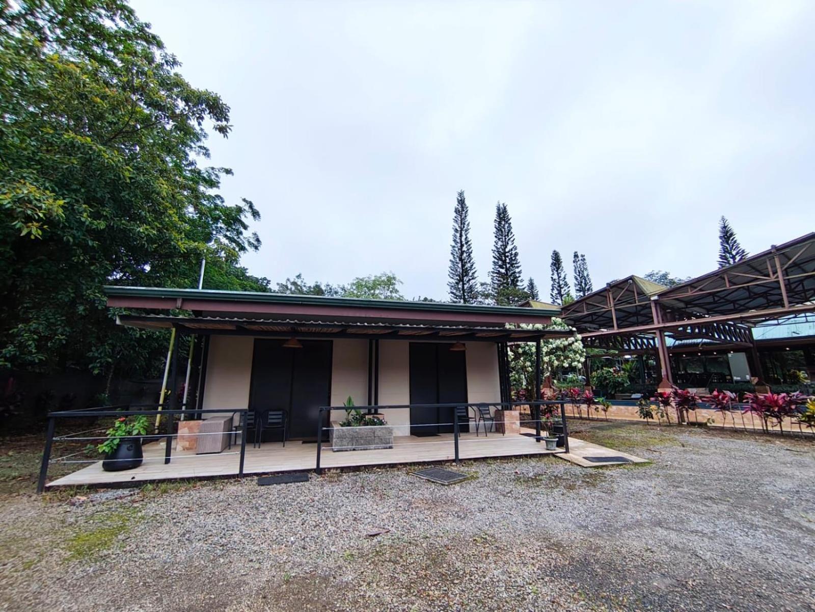 Avita Lodge Quesada  Exterior foto